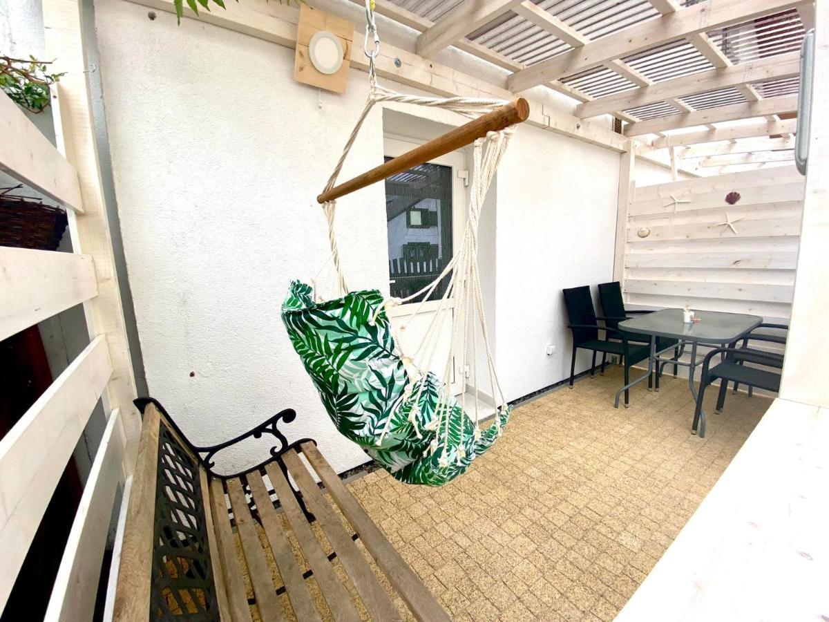 Apartament Dla 4 Osob Blisko Morza Niechorze Exterior photo